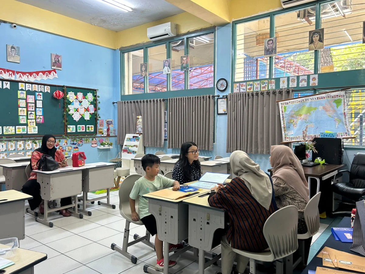 Kegiatan Pembagian Laporan Pendahuluan (Lapen) Tengah Semester I TA 2026/2027